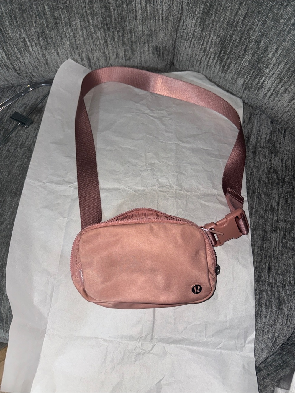 LULULEMON EVERYWHERE BELT BAG 1L